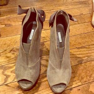 Vera Wang peep toe booties